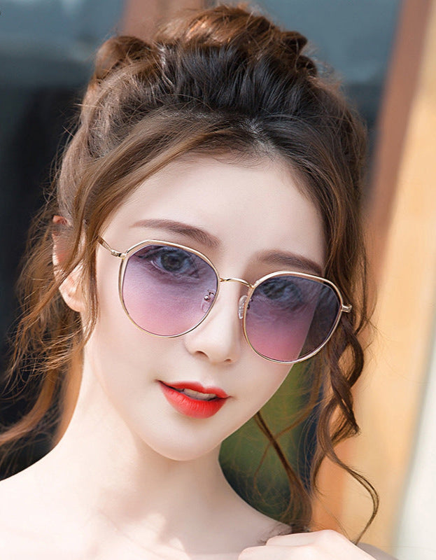 Ashalu's New Trend Hollowed-out Sunglasses Women's UV Protection European And American Fashion Travel Large-frame Progressive Color Sunglasses