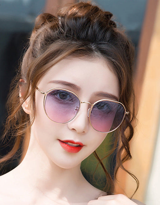 Ashalu's New Trend Hollowed-out Sunglasses Women's UV Protection European And American Fashion Travel Large-frame Progressive Color Sunglasses