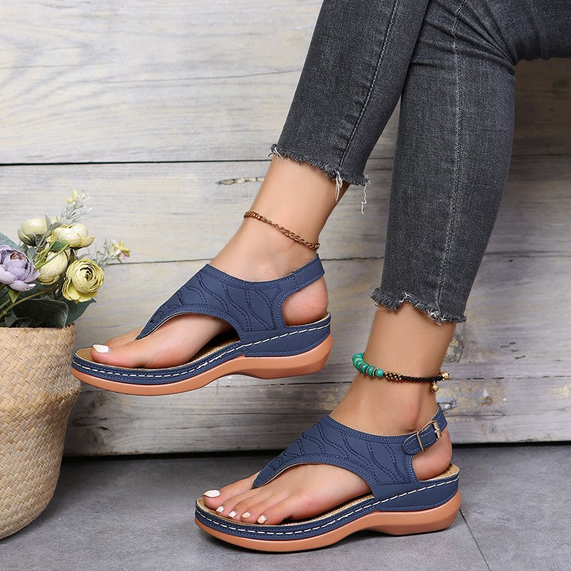 Wish Cross-border Spot Women's Shoes 2021 New Roman Style One-word Buckle Women's Sandals Foreign Trade 43 Large Size Sandals